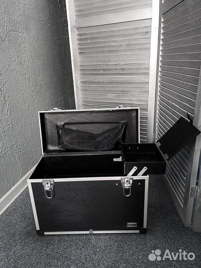 Кейс чемодан визажиста парикмахера грумера