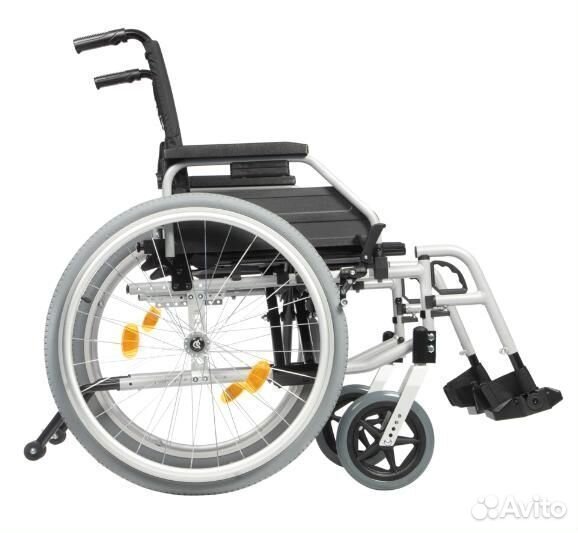 Дешевая инвалидная коляска Base 195