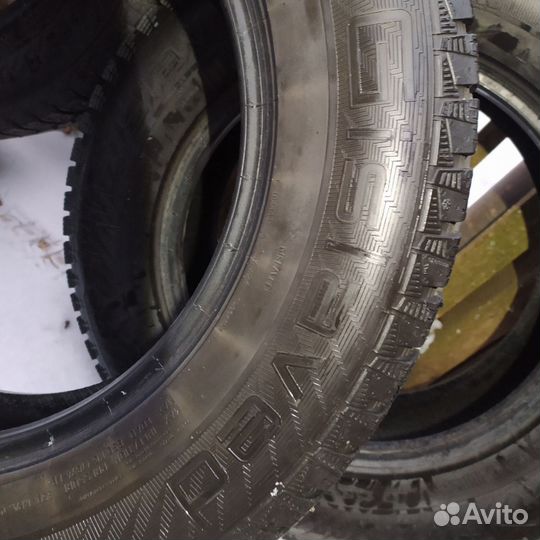 Gislaved Nord Frost 200 SUV 215/65 R16 102T