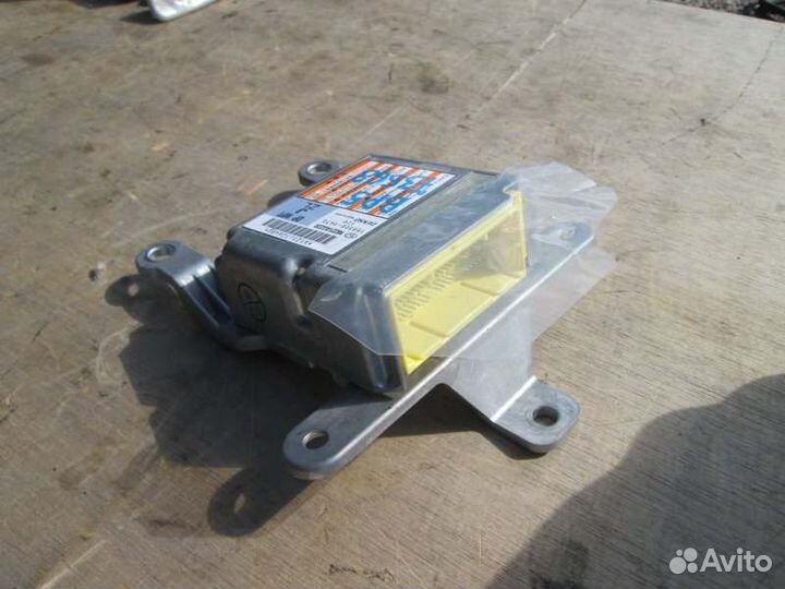 Блок управления airbag Subaru Legacy BP5 EJ204