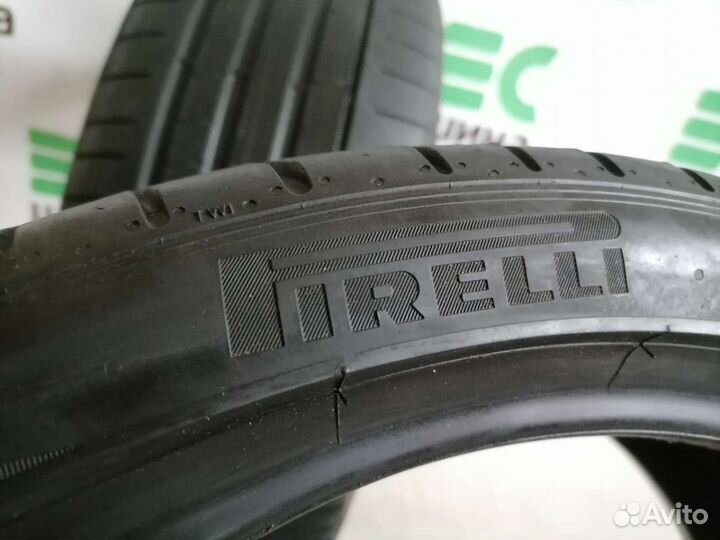 Pirelli P Zero PZ4 235/35 R19 101