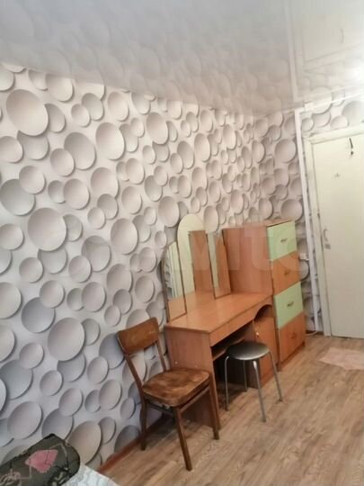 Комната 9,4 м² в 6-к., 1/4 эт.