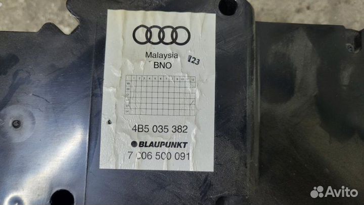 Сабвуфер Audi A6 C5 ASN 2003