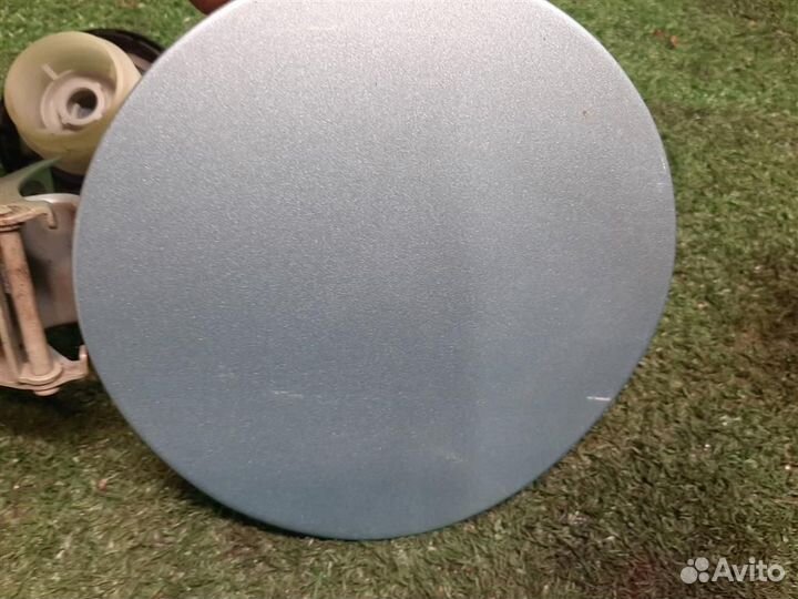 Лючок топливного бака Suzuki SX4 2007