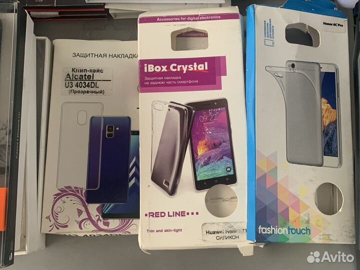 Защитные стекла и чехлы на старые модели