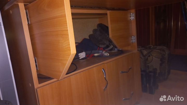 Письменный стол