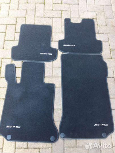 Автомобильные коврики mercedes