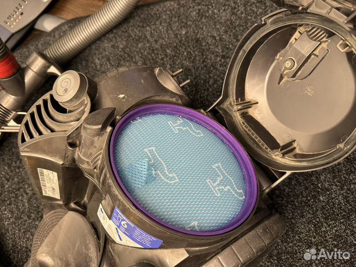 Пылесос Dyson dc29