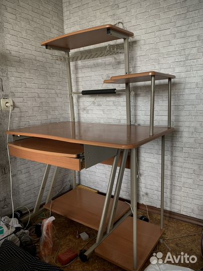 Компьютерный стол бу