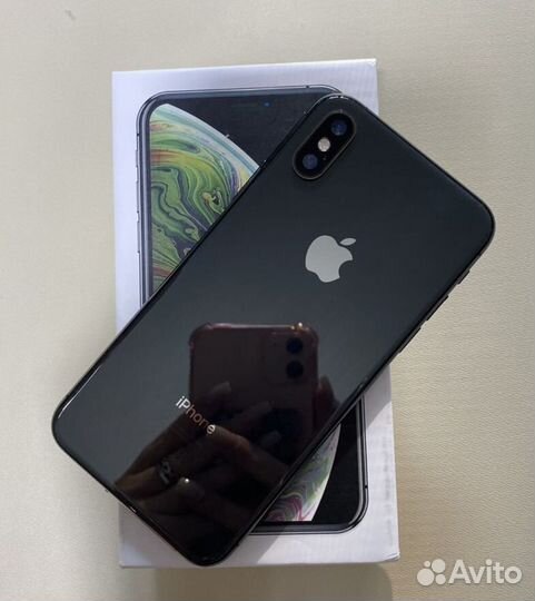 iPhone Xs, 64 ГБ