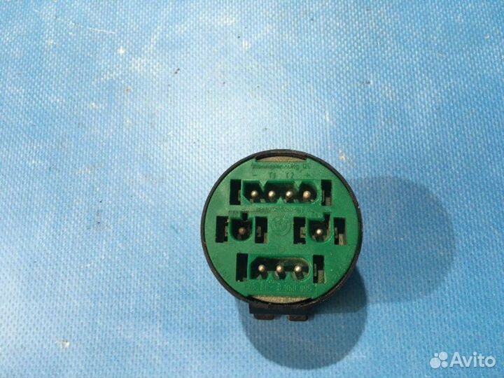 Гонг Bmw X5 E53 3.0 M54B30 бензин 2004