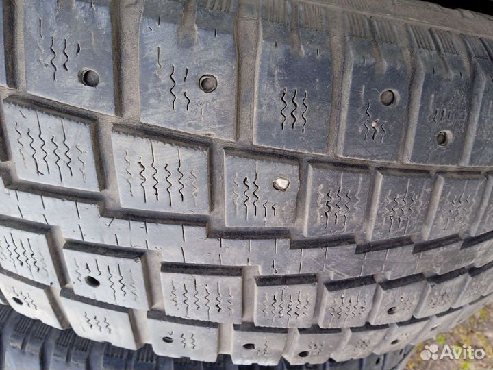 Cooper Discoverer M+S 215/70 R16 102T