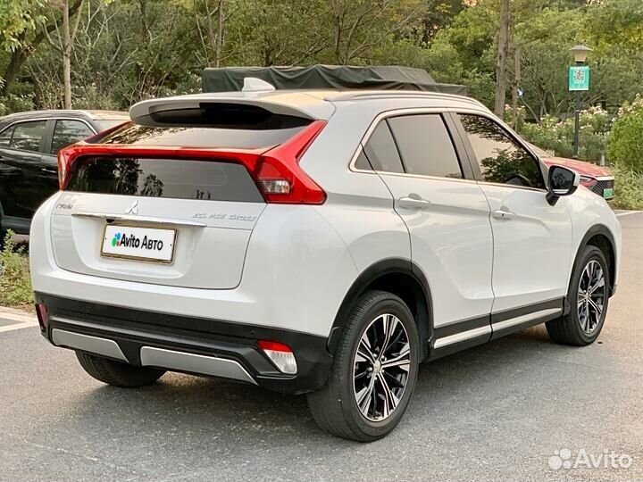 Mitsubishi Eclipse Cross 1.5 CVT, 2022, 24 000 км