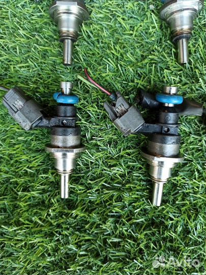 Форсунка Мазда цх-7 2.3