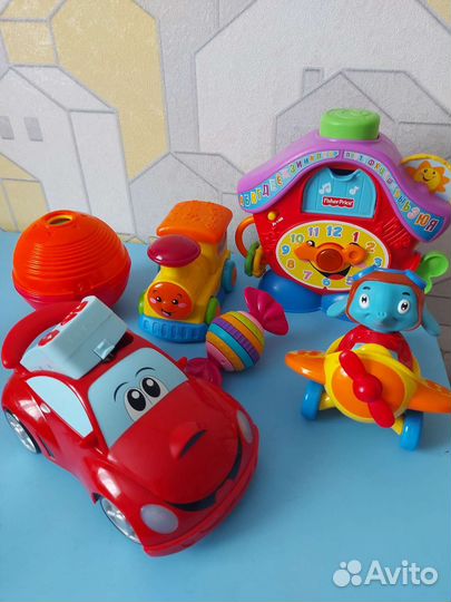 Развивающие игрушки fisher price пакетом