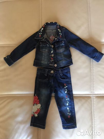 Джинсовый костюм +рубашка на девочку