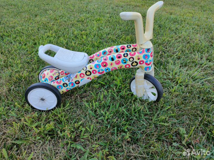 Беговел chillafish bunzi