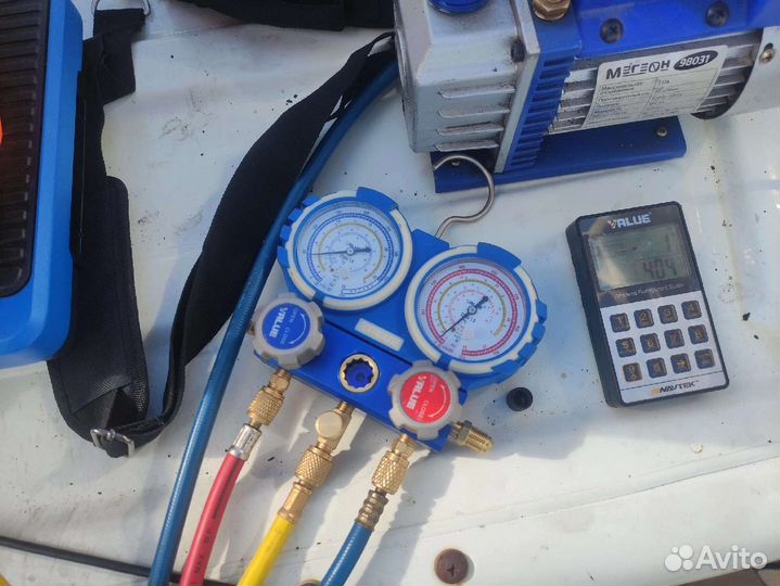 Ремонт кандеционера заправка