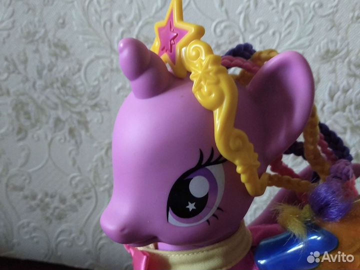 My Little Pony Единорог. Искорка Большая