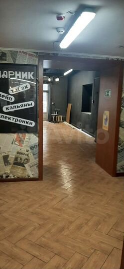 Торговая площадь, 55 м²