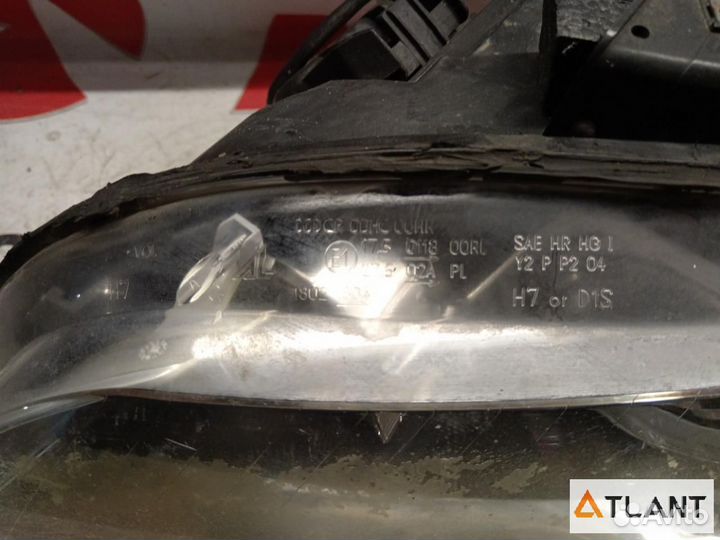 Фара передняя левая audi A4