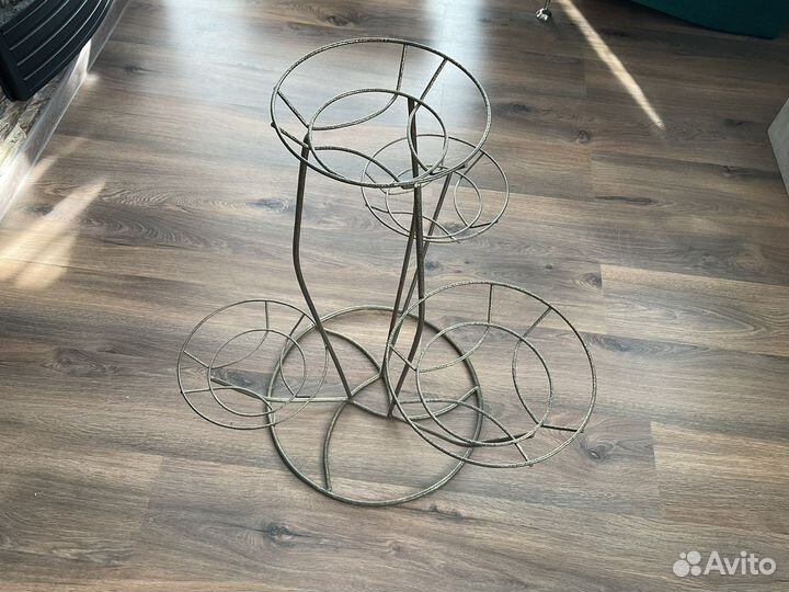 Подставка для цветов