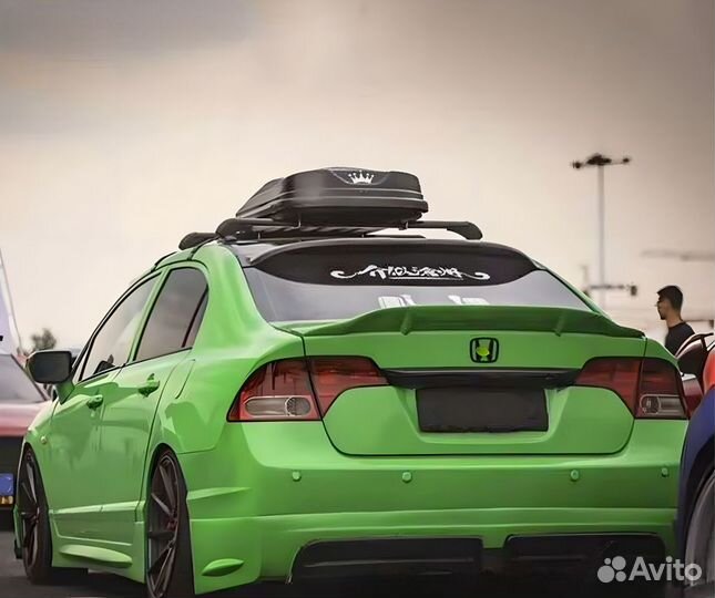 Спойлер на Honda Civic (2005-2012) черный глянец