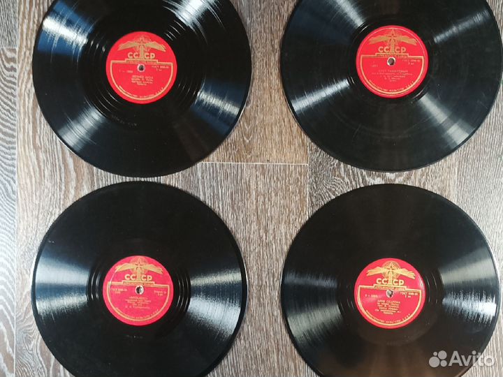 23 Грампластинки 