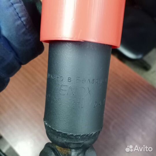 Амортизатор задний масляный газ Волга 2410 3110