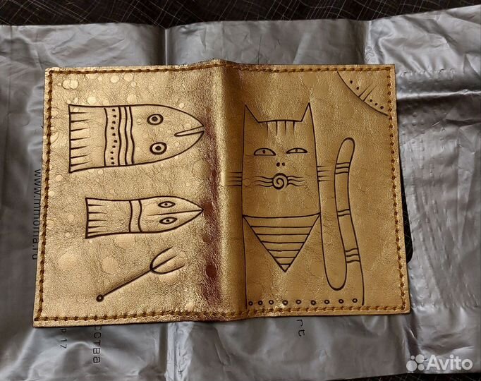 Обложка на паспорт с котиком, кожаная