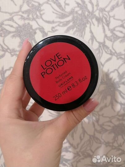 Парфюмированный крем для рук и тела Орифлэйм