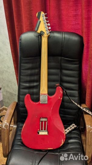 Винтажный Fender Squier Stratocaster Affinity 2000