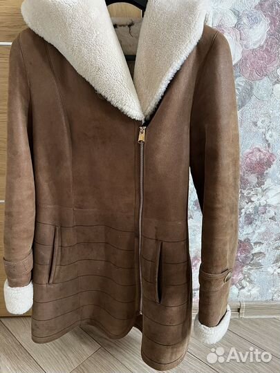 Дубленка натуральная женская 44 -46 с капюшоном