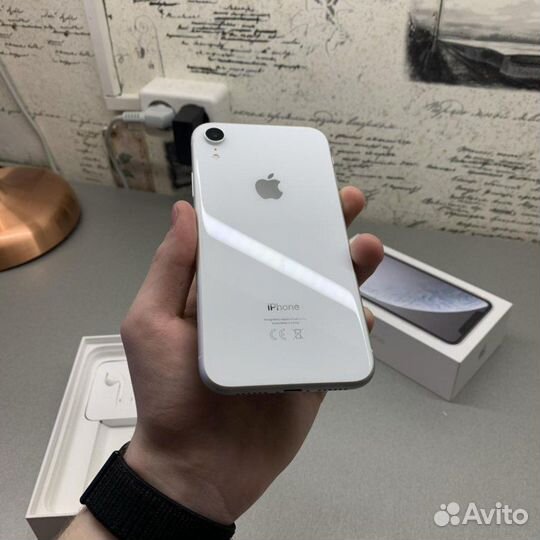 iPhone Xr, 64 ГБ