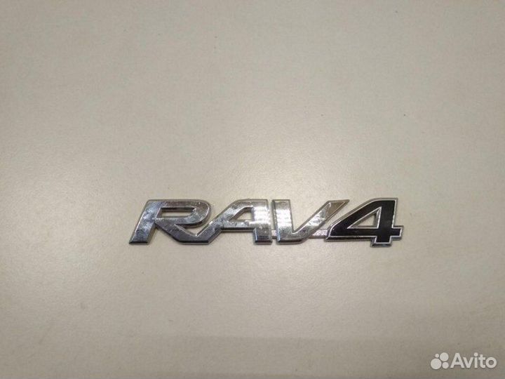 Эмблема на дверь багажника Toyota Rav4 CA40