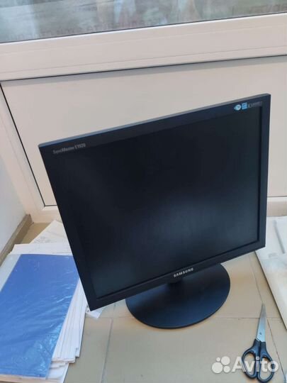 ЖК монтор Samsung