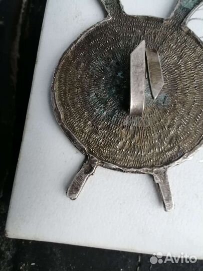 Знак. Серебро