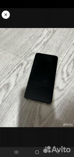 Мобильные телефоны