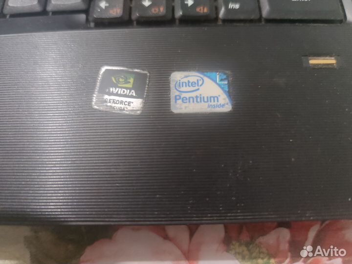 Ноутбук lenovo