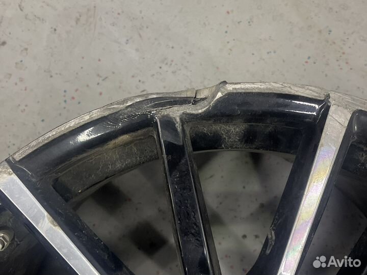 Диск R22 742 стиль BMW x5 g05 x6 g06 x7 g07