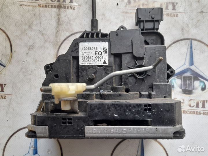 Опель Корса Замок двери задней левой