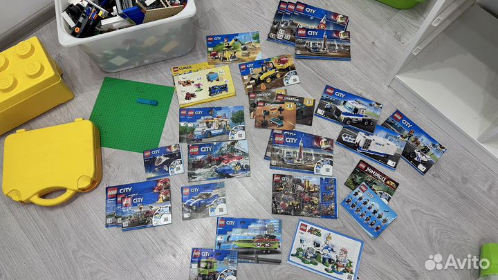 Огромная коробка lego 5,5 кг