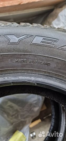 Goodyear UltraGrip Ice+ 215/65 R16 98T