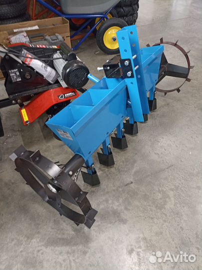 Сеялка универсальная мотоблочная см-6