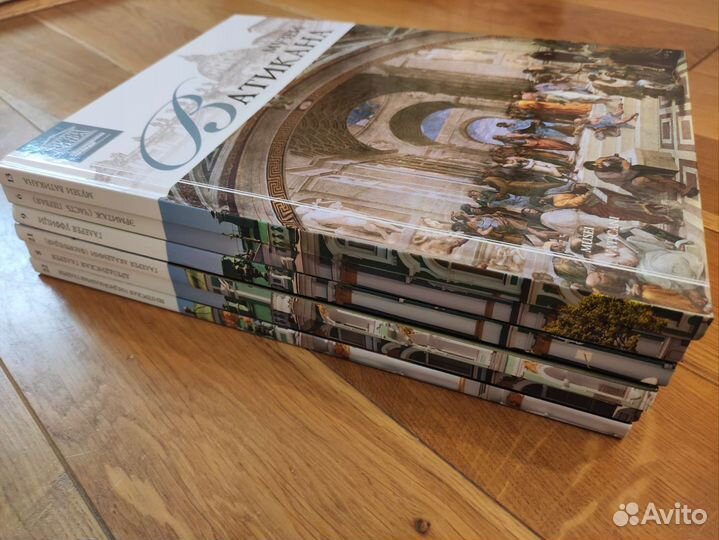 Великие музеи мира 15 книг Комсомольская правда