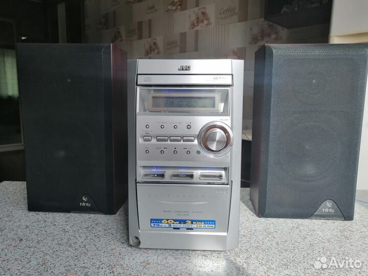 Музыкальный центр