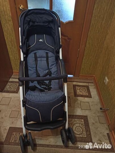 Продам детскую коляску