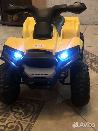 Детский квадроцикл на аккумуляторе