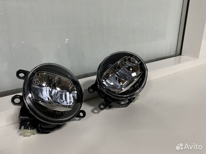 Противотуманки на toyota camry V55