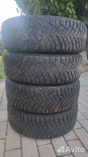 Michelin X-Ice North 4 185/65 R15